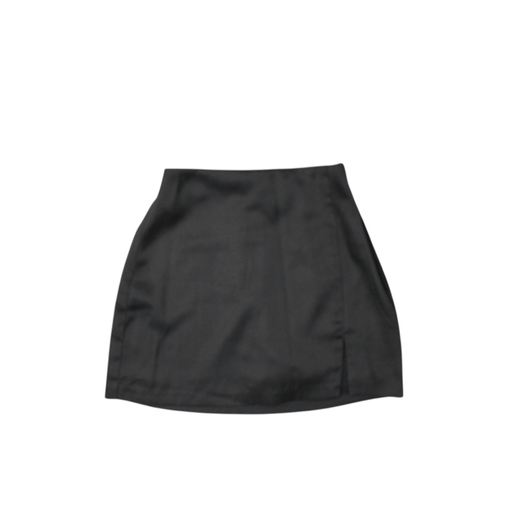 Abercrombie & Fitch Black Mini Skort‎ - Picture 6 of 6